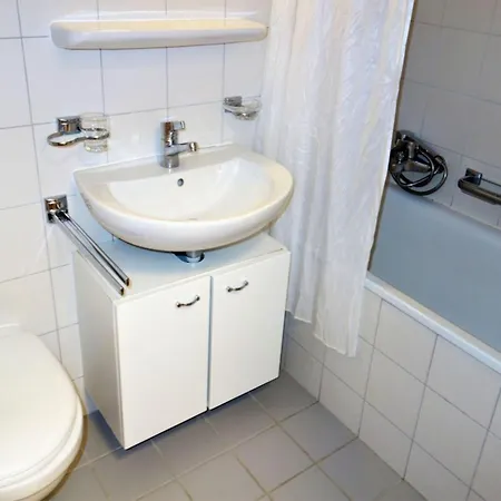 Flat In With Ski-in Ski-out Access *