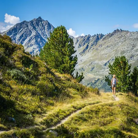 Flat In With Ski-in Ski-out Access Apartment Nendaz