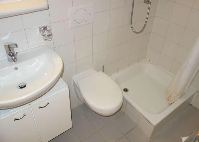 Flat In With Ski-in Ski-out Access ナンダ